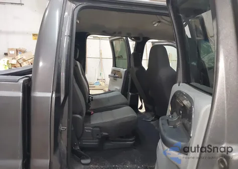 2004 Ford F-250 Lariat/Xl/Xlt from USA, damaged, VIN 1FTNW21P34EA58334